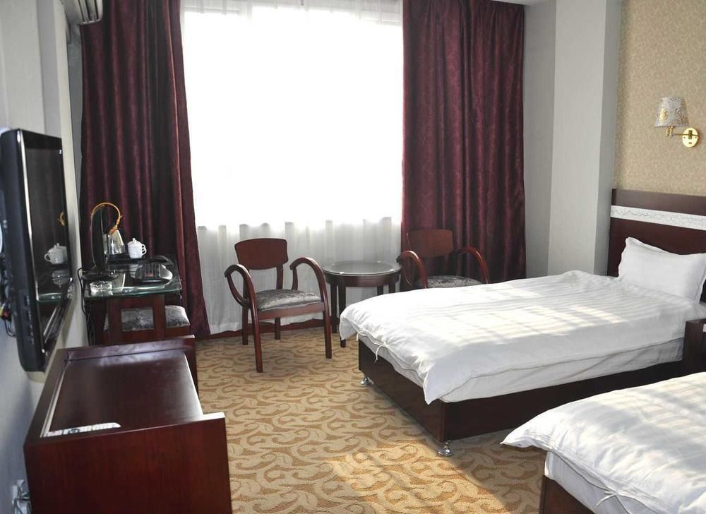 Hangjia Hotel Urumqi Exterior photo